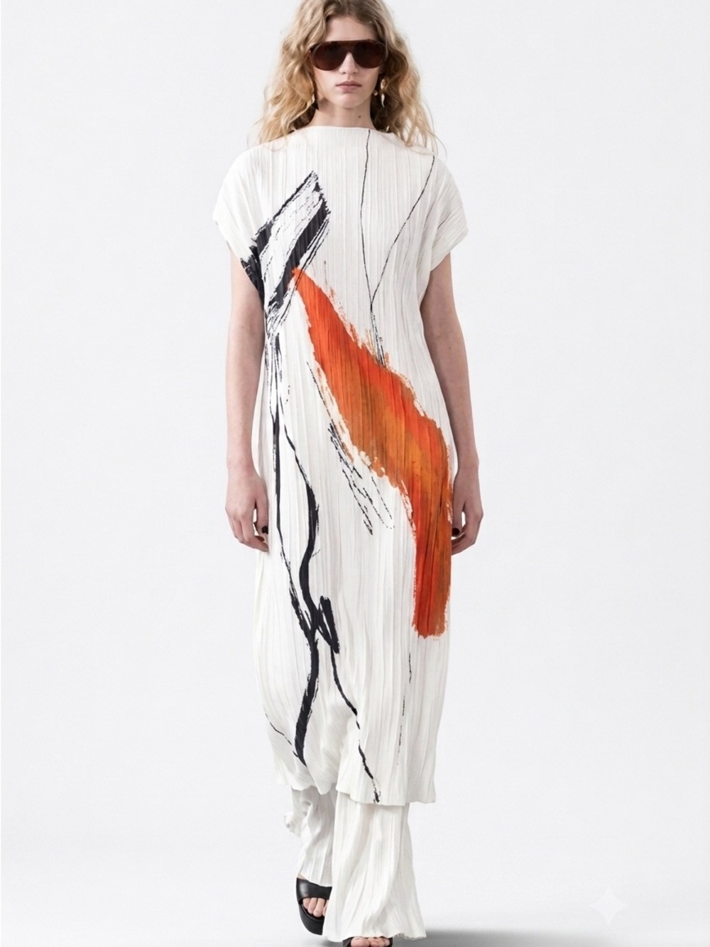 Zara White Brushstroke Pleated Maxi Dress Size S